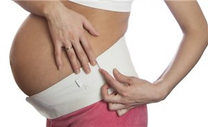 Почему при беременности болит спина? Частые причины возникновения боли и способы ее устранения