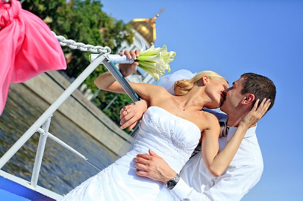 Свадьба на теплоходе в Москве– выбираем стиль праздника и образ
